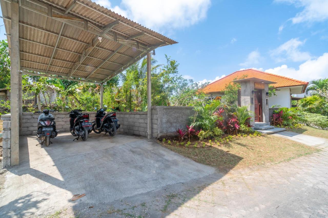 Wooden Puri Guesthouse Uluwatu Εξωτερικό φωτογραφία
