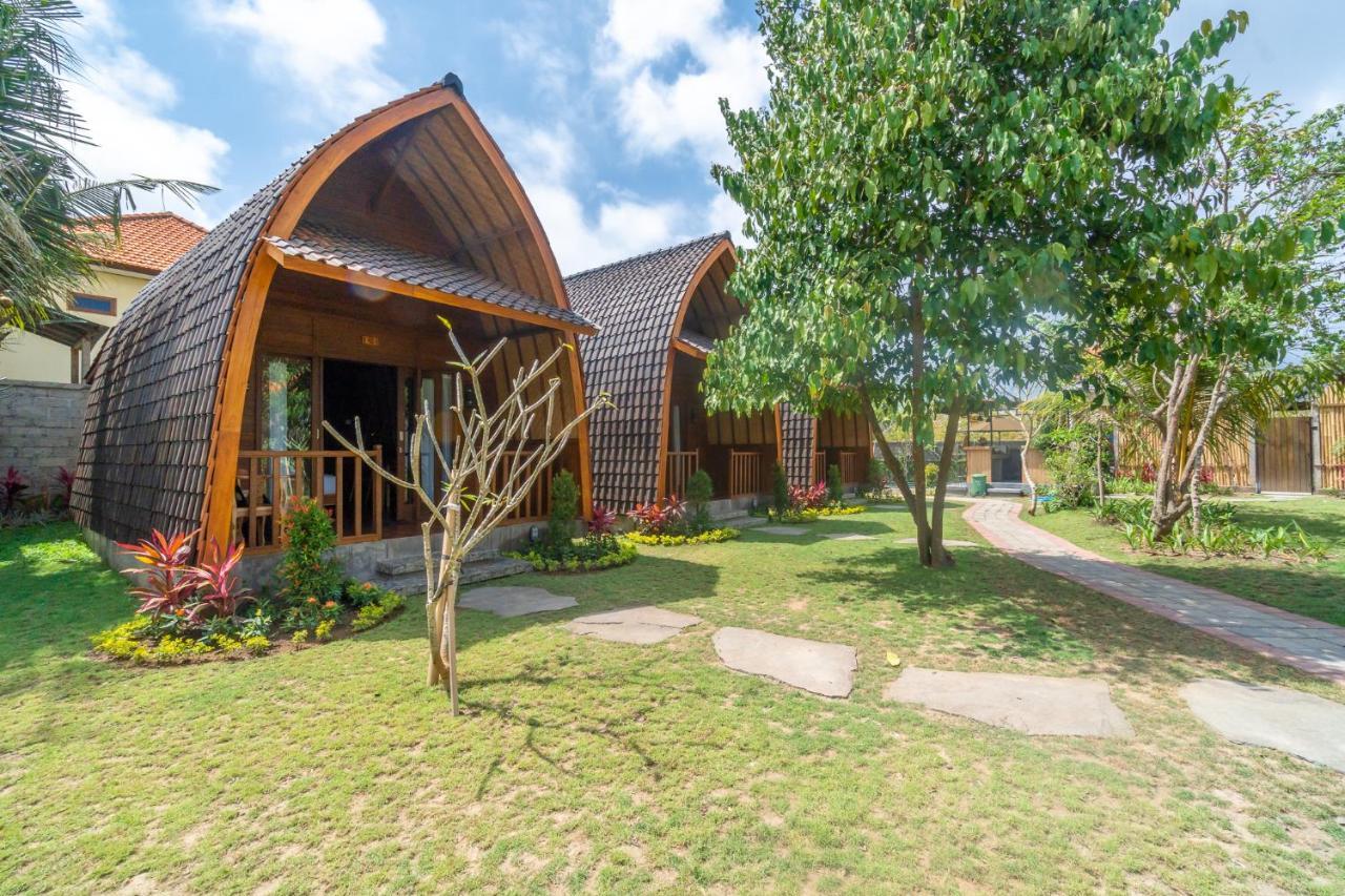 Wooden Puri Guesthouse Uluwatu Εξωτερικό φωτογραφία