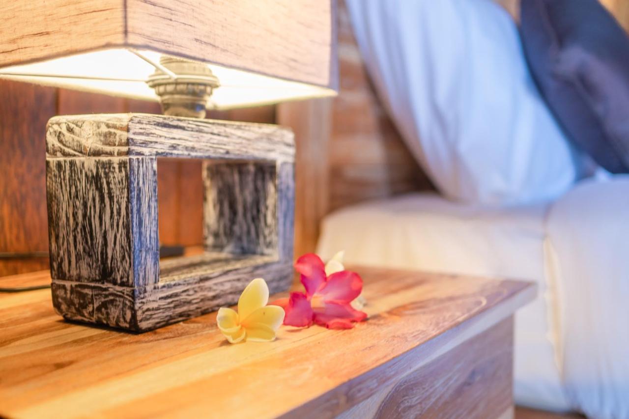 Wooden Puri Guesthouse Uluwatu Εξωτερικό φωτογραφία