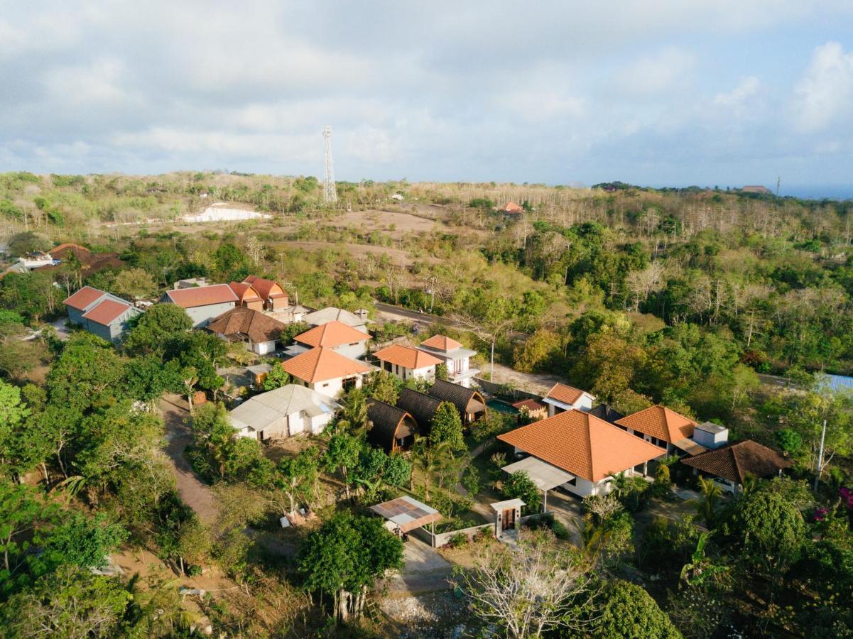 Wooden Puri Guesthouse Uluwatu Εξωτερικό φωτογραφία
